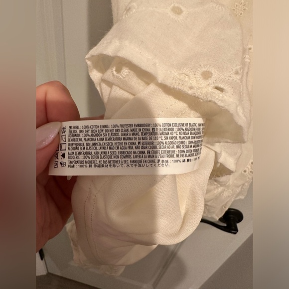 NWT Forever 21 Eyelet Dress - Picture 2 of 4